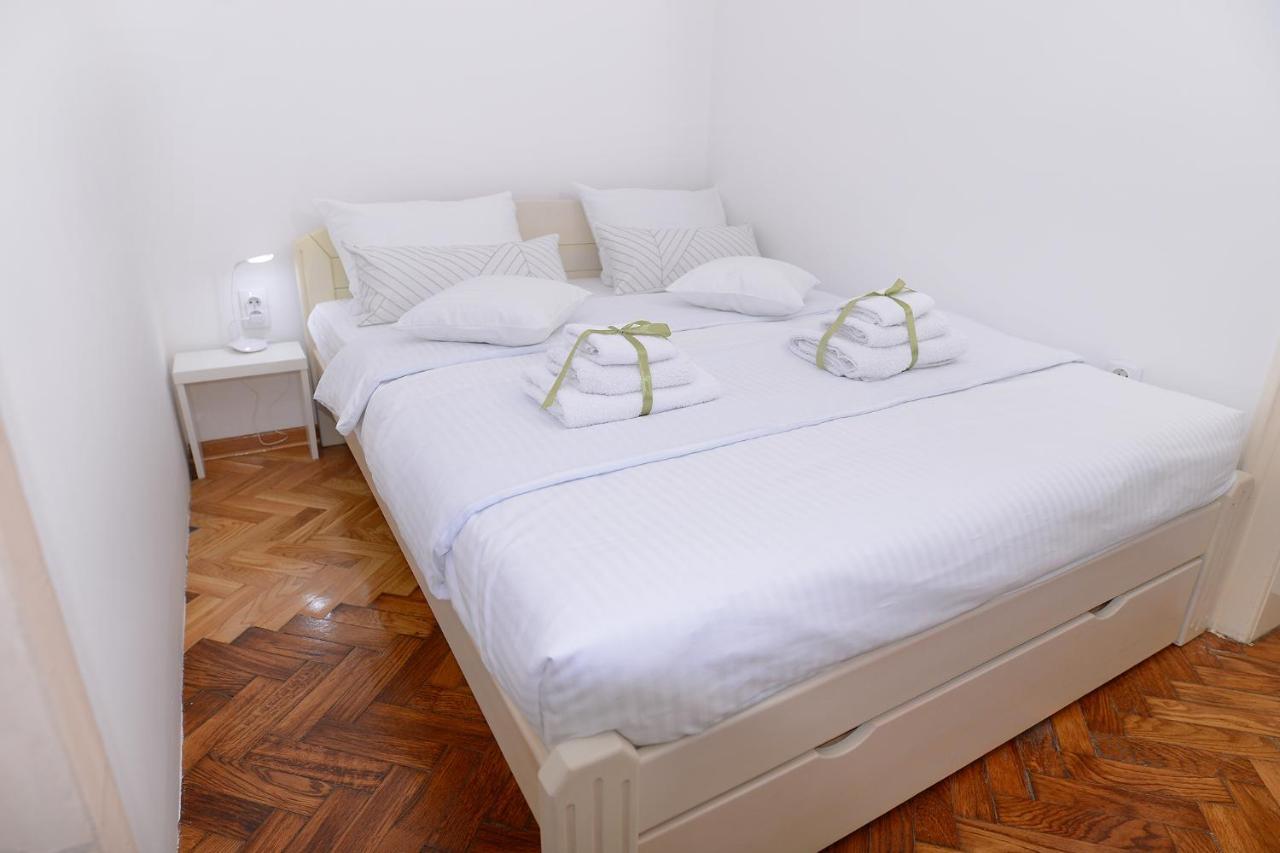 Central Spot Apartments Belgrád Kültér fotó